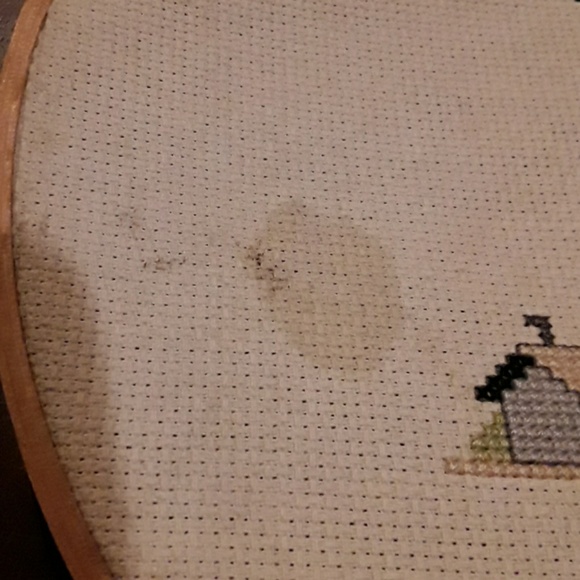 BODIE ISLAND  NORTH CAROLINA  EMBROIDERY  HANGING. - Picture 3 of 4